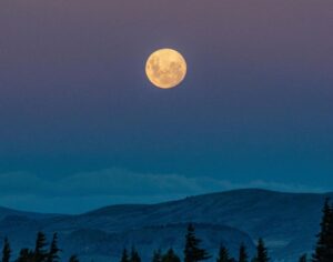 The Spiritual Meaning of Being Born on a Full Moon