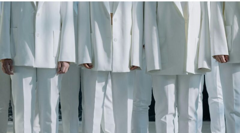 The Spiritual Meaning of Wearing White Clothes